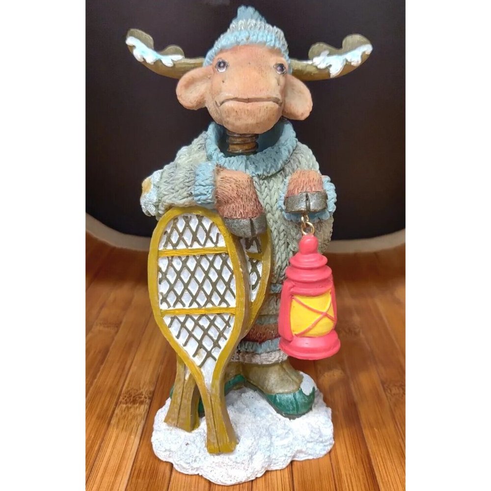 Vtg 2000 Sweater Moose Bobblehead Winter Sport Holding Lantern